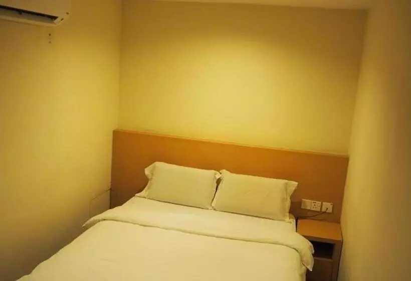 906 Hotel Melaka Raya