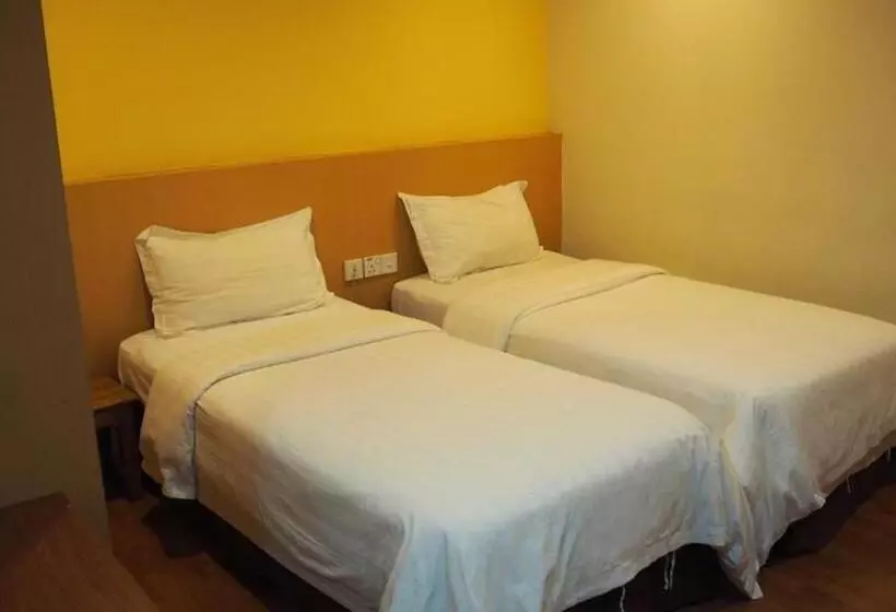 906 Hotel Melaka Raya