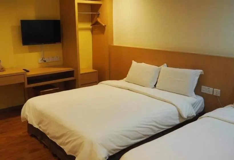 906 Hotel Melaka Raya