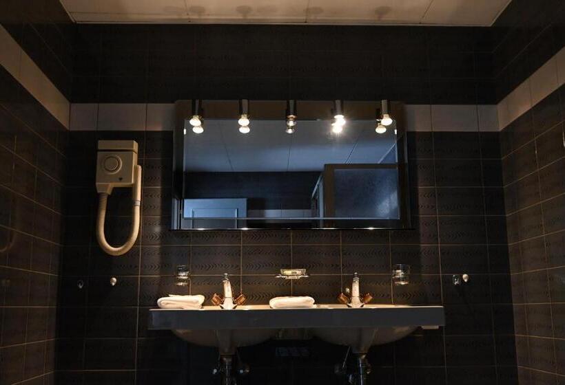 هتل Hôtel De La Gare