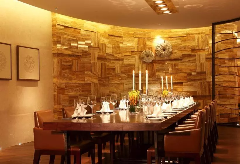 Отель Doubletree By Hilton Hangzhou East