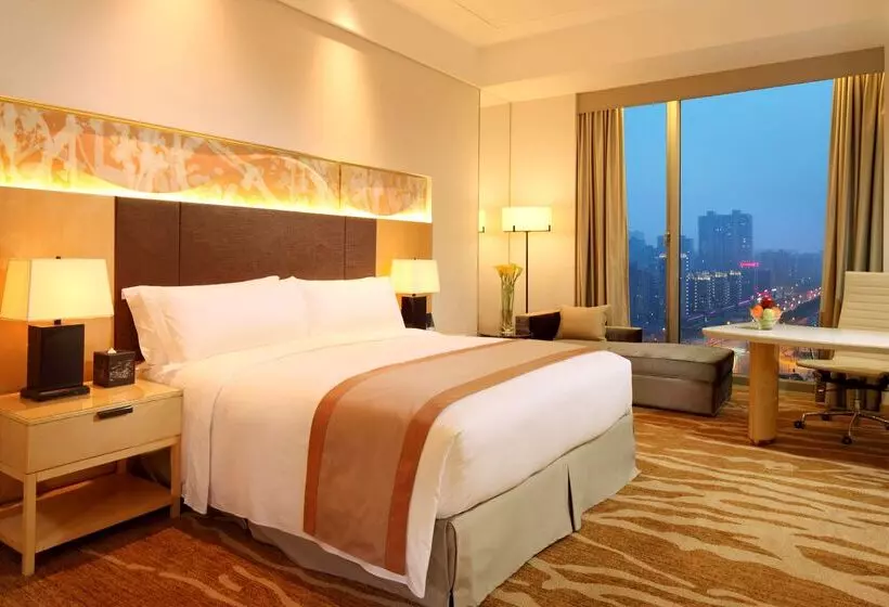 Отель Doubletree By Hilton Hangzhou East