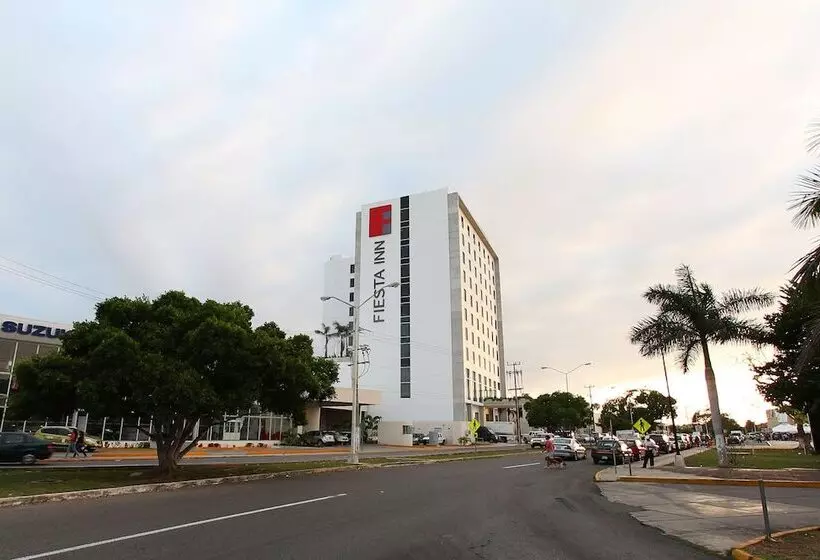 酒店 Fiesta Inn Merida