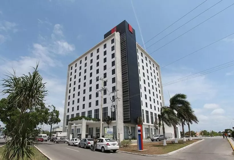 酒店 Fiesta Inn Merida