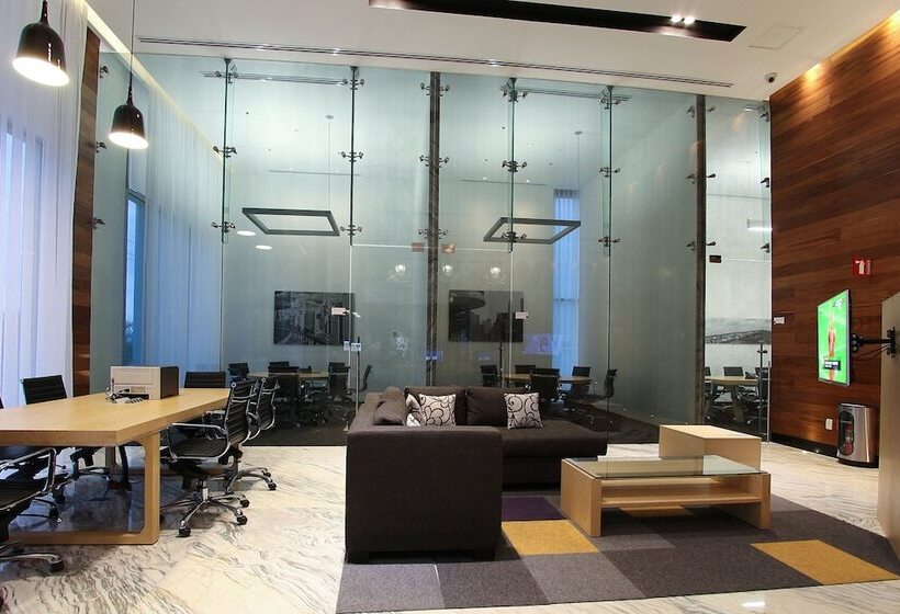 فندق Fiesta Inn Merida