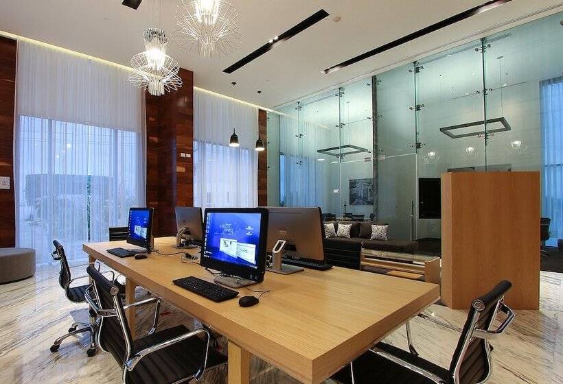 فندق Fiesta Inn Merida