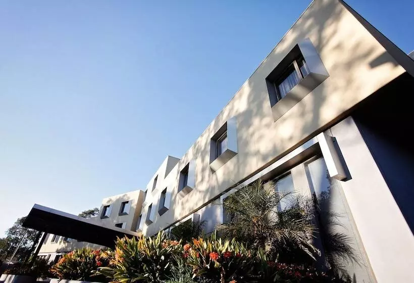 בית מלון כפרי Golden Pebble