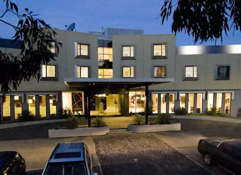 בית מלון כפרי Golden Pebble