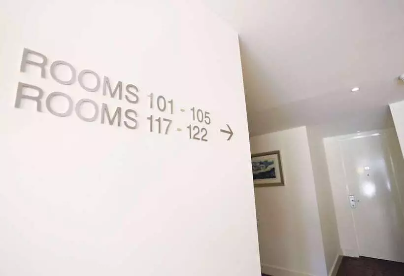 בית מלון כפרי Golden Pebble