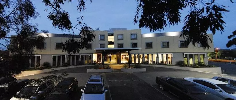 בית מלון כפרי Golden Pebble