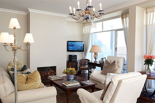 בית מלון כפרי Hermanus Beach Villa