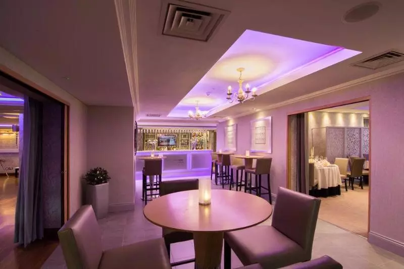 ホテル Ingliston Country Club