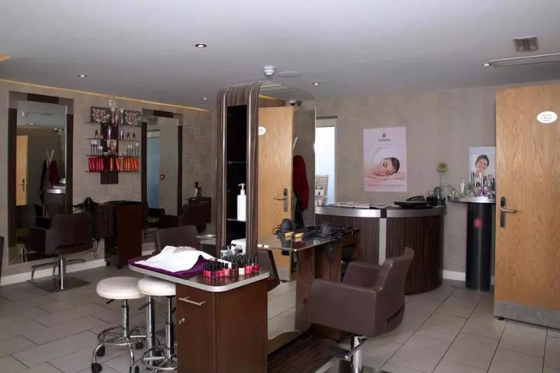 ホテル Ingliston Country Club