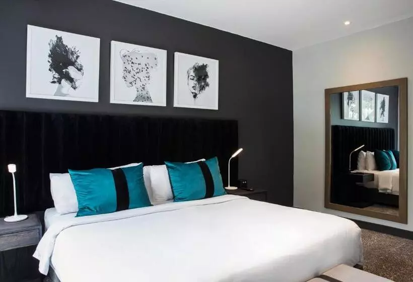 호텔 The Capital Empire