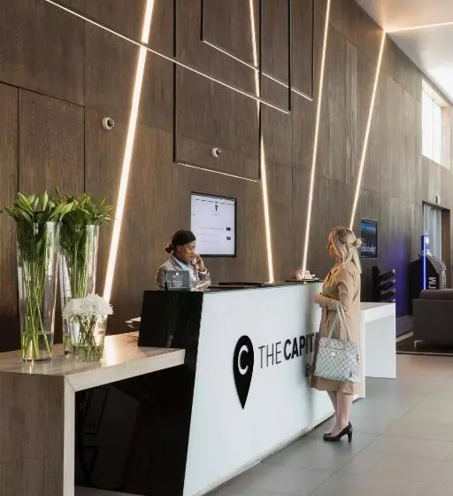 호텔 The Capital Empire