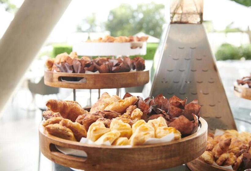 호텔 The Capital Empire