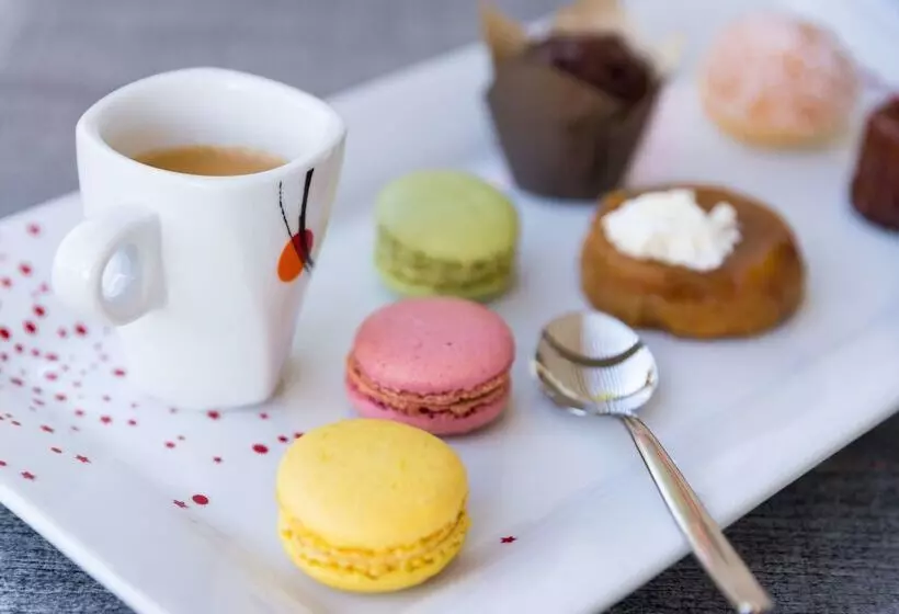 ホテル The Originals City, Hôtel Nîmes Costières, Ex Inter Hôtel