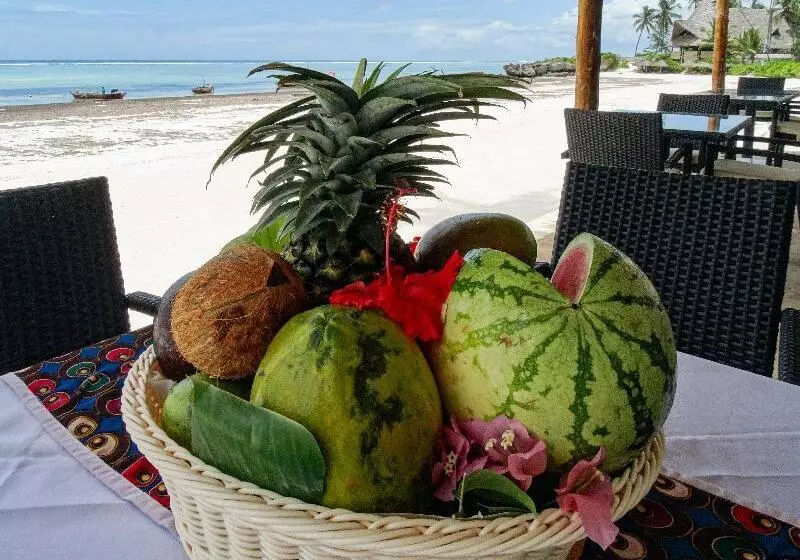 ホテル Waridi Beach Resort And Spa