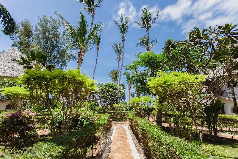 ホテル Waridi Beach Resort And Spa