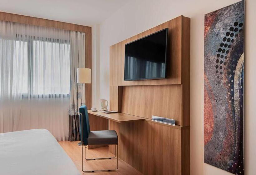 Отель Wyndham Salvador Hangar Aeroporto