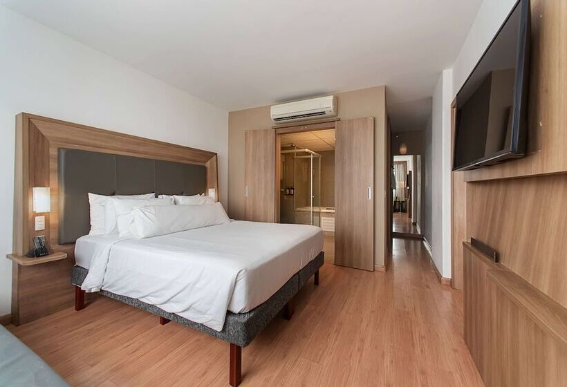 Отель Wyndham Salvador Hangar Aeroporto