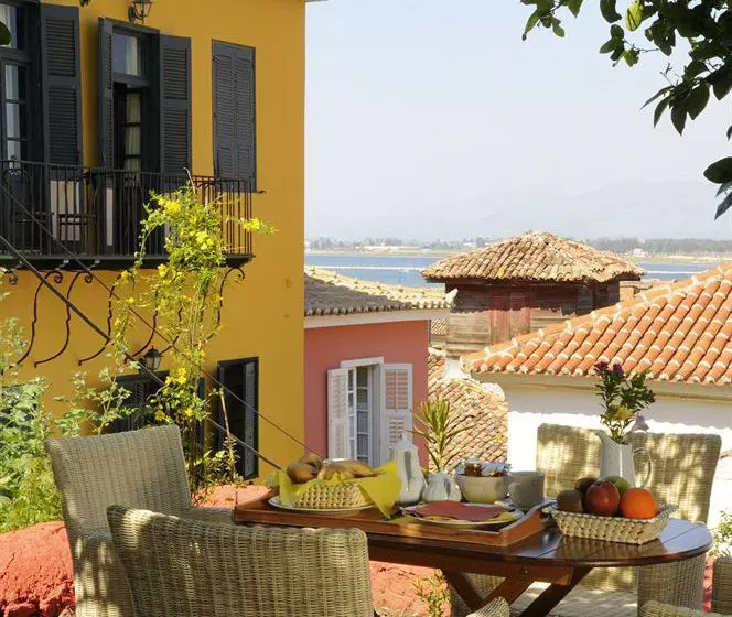 Chroma Design Hotel & Suites