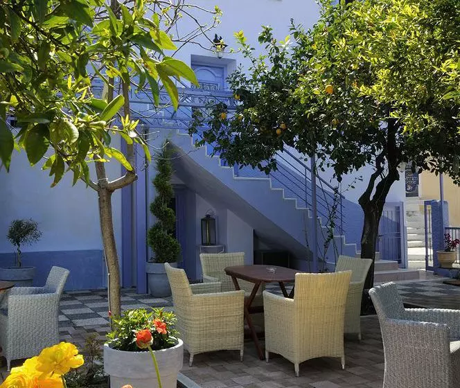 Chroma Design Hotel & Suites