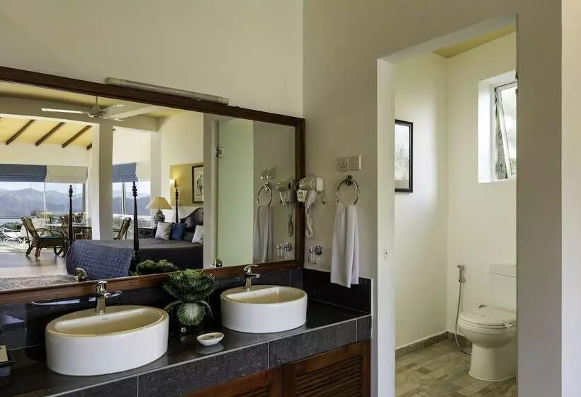 בית מלון כפרי The Albatross, Kandy