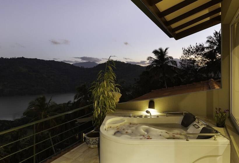 فندق The Albatross, Kandy