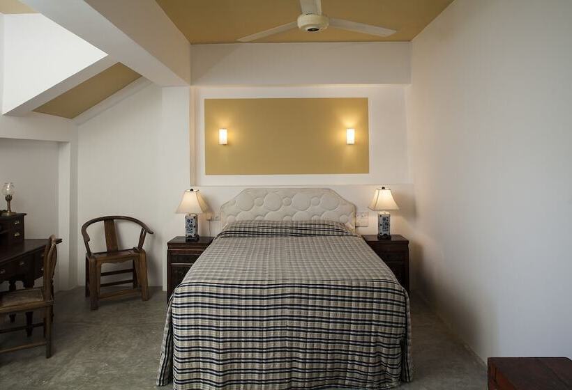 فندق The Albatross, Kandy