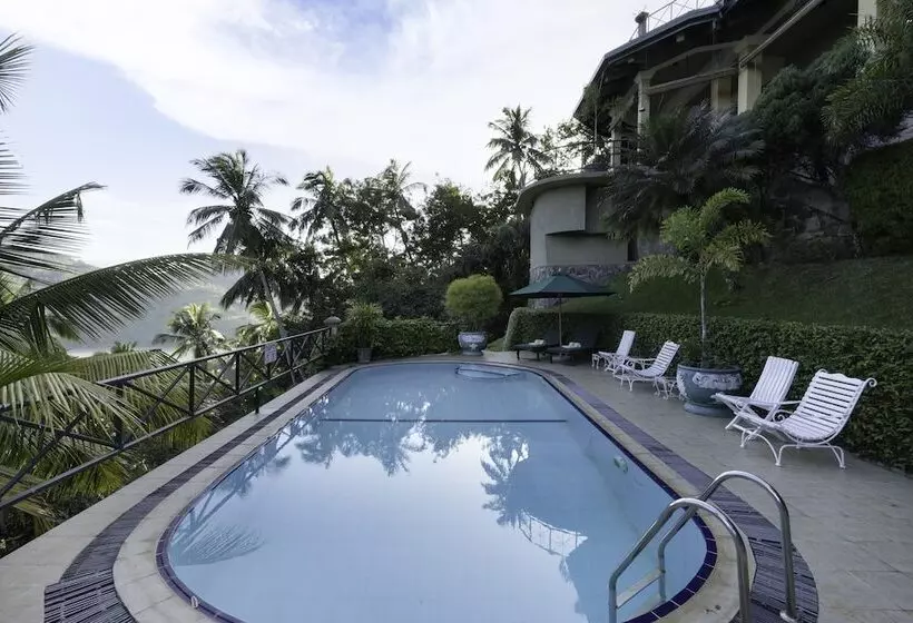 בית מלון כפרי The Albatross, Kandy