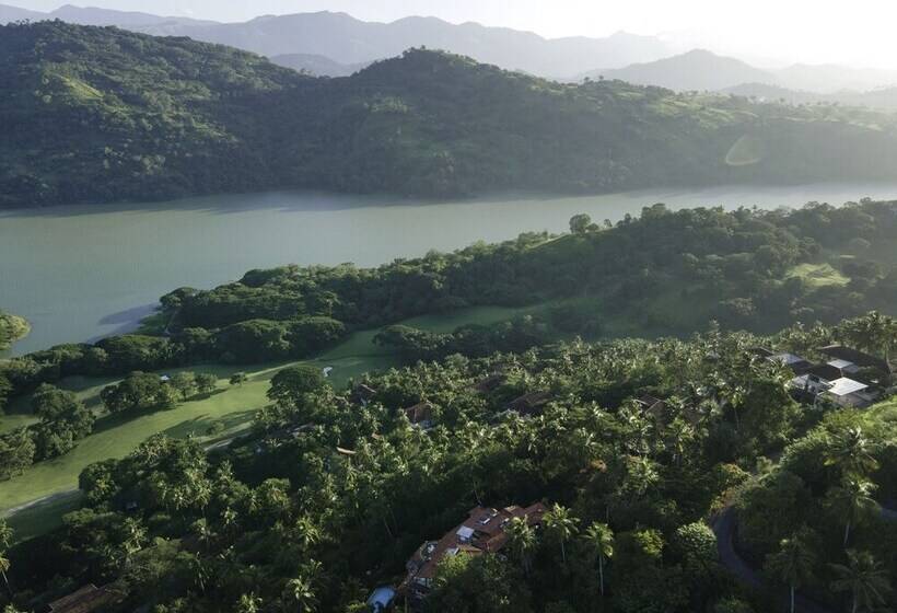 فندق The Albatross, Kandy