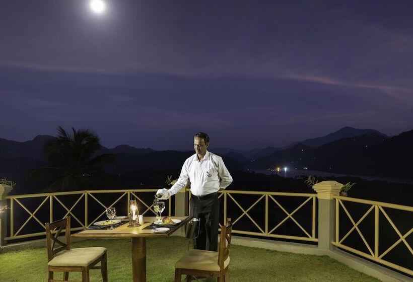 فندق The Albatross, Kandy