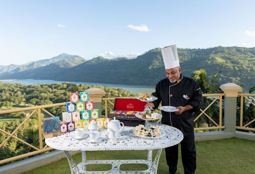 فندق The Albatross, Kandy