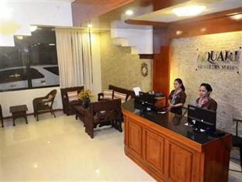 酒店 Aquari Travellers Inn