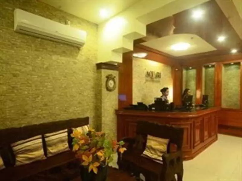 酒店 Aquari Travellers Inn