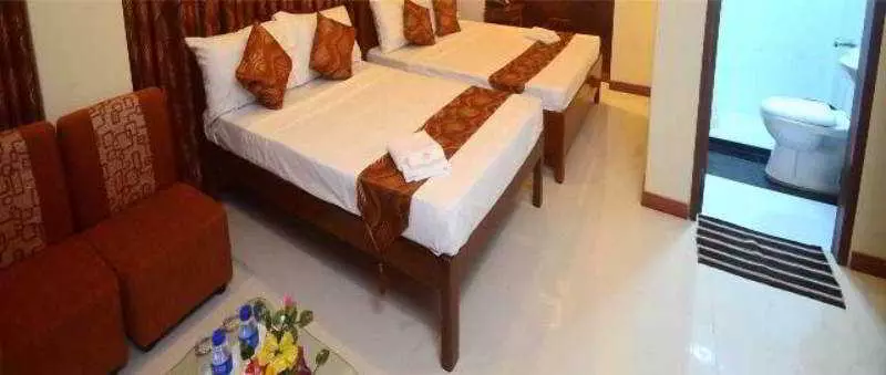 酒店 Aquari Travellers Inn