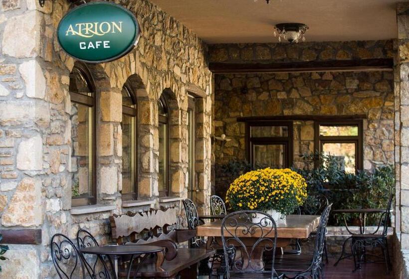 ホテル Atrion Highland