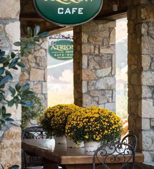 בית מלון כפרי Atrion Highland