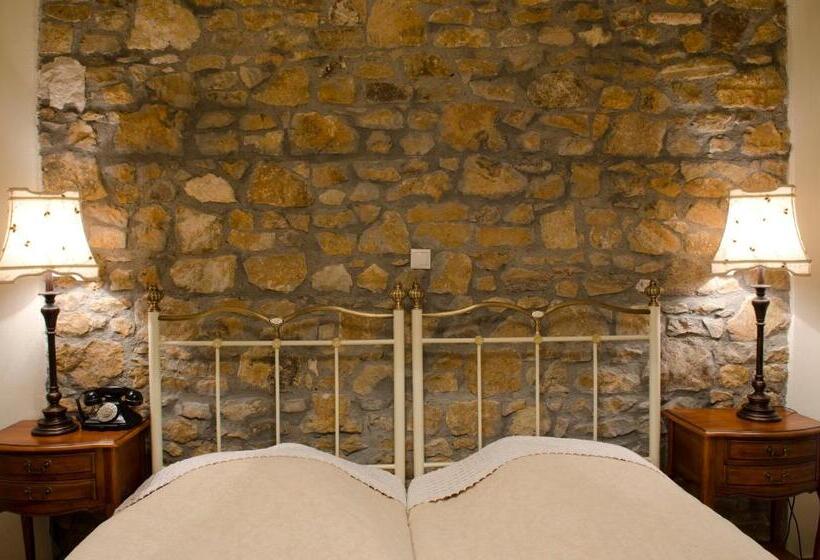 ホテル Atrion Highland