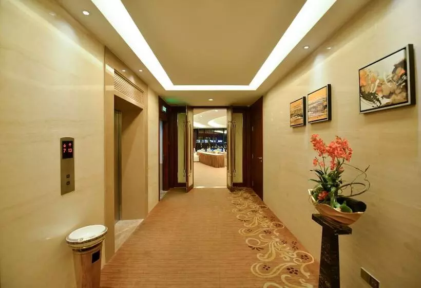 Brilliant Hotel   Afternoon Tea Inclusive