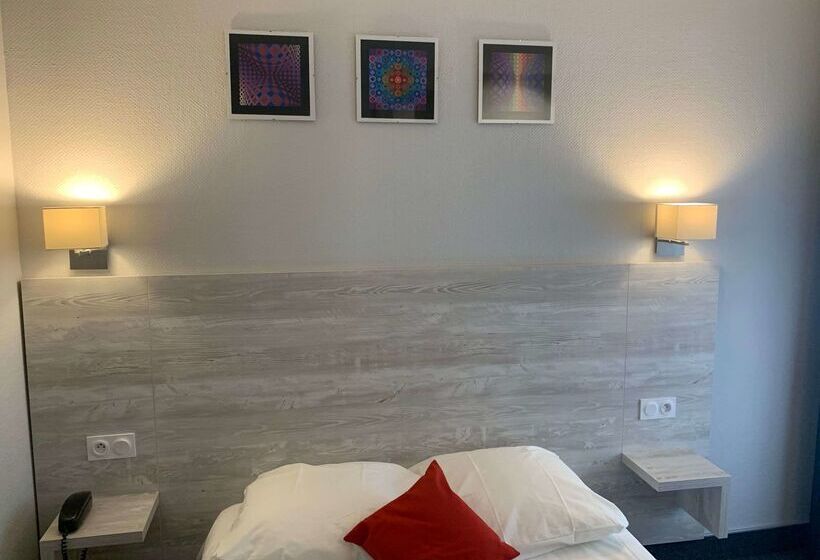 Отель Campanile Grenoble Centre Gare