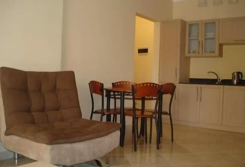 هتل British Resort Hurghada