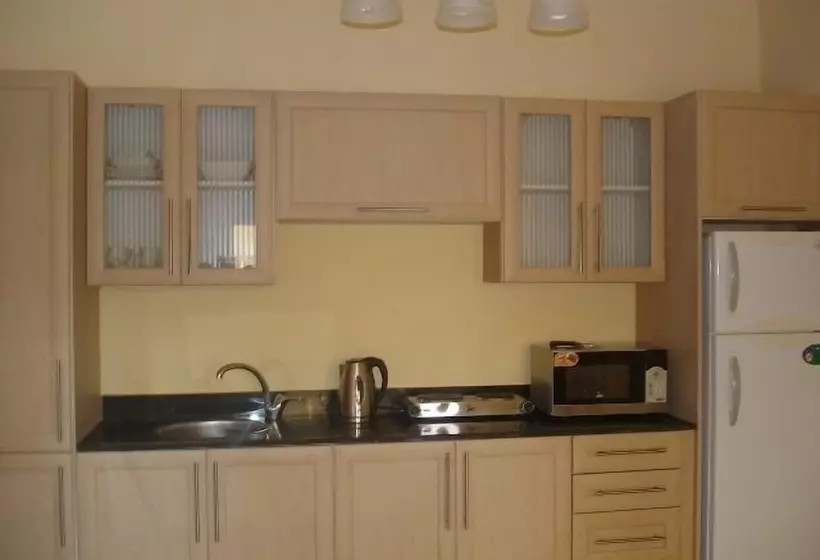 هتل British Resort Hurghada