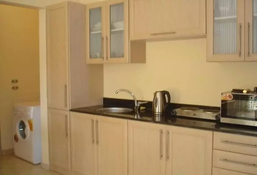 هتل British Resort Hurghada