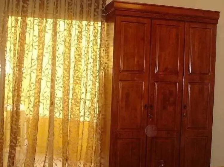 هتل British Resort Hurghada