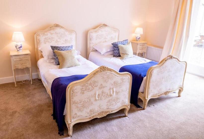 ホテル Eshott Hall