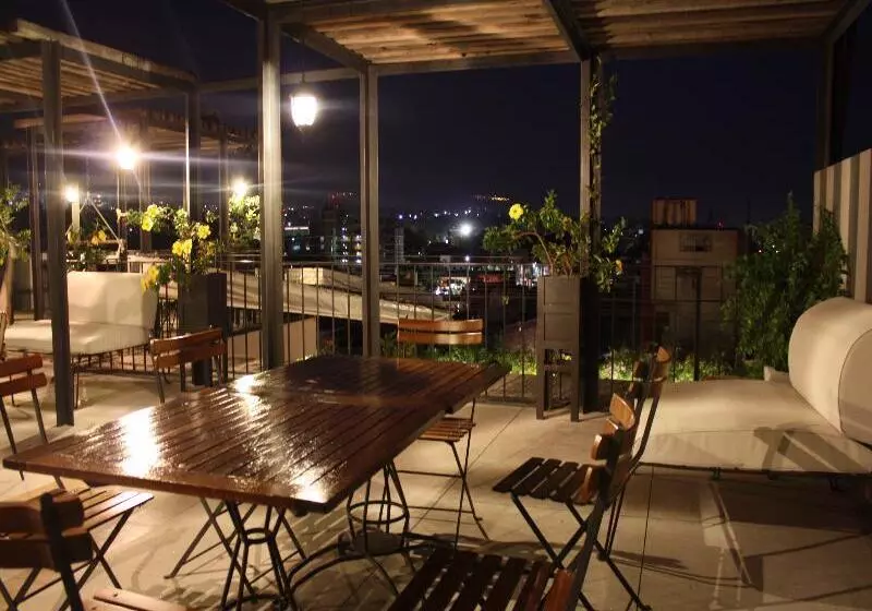 Flor De Mayo Boutique Hotel, Spa & Restaurant