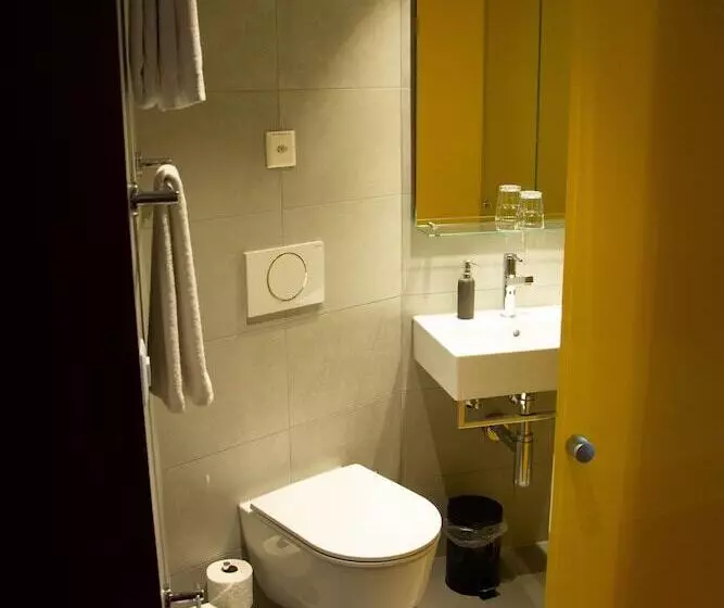 ホテル Goldener Schlussel