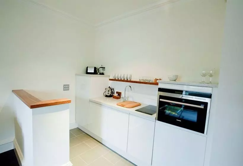 هتل Merchiston Residence